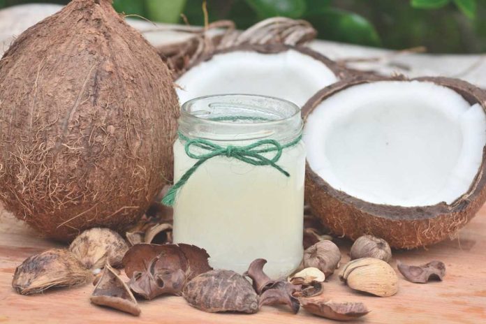 Ways to Use Coconut Oil for Healthy Hair - The Makeup and Beauty
